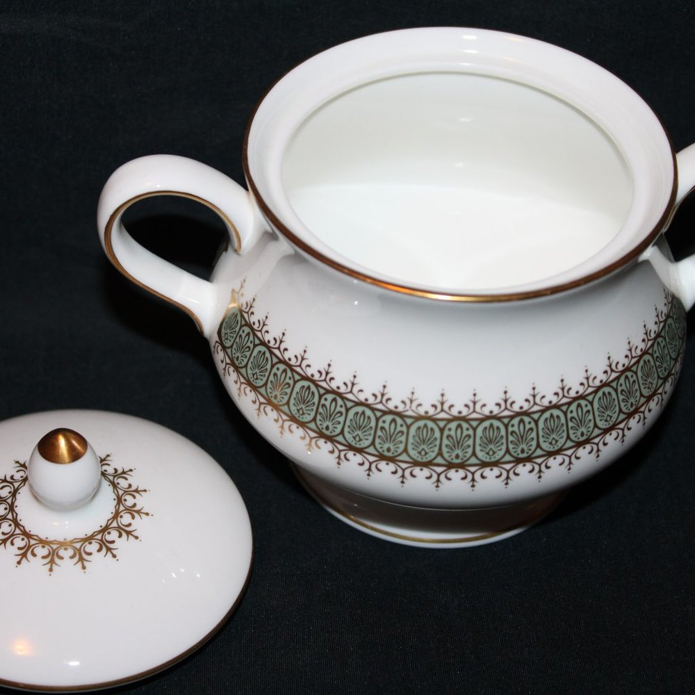 Wedgwood Argyll Bone China 15pc Tea Set - Picture 13 of 16